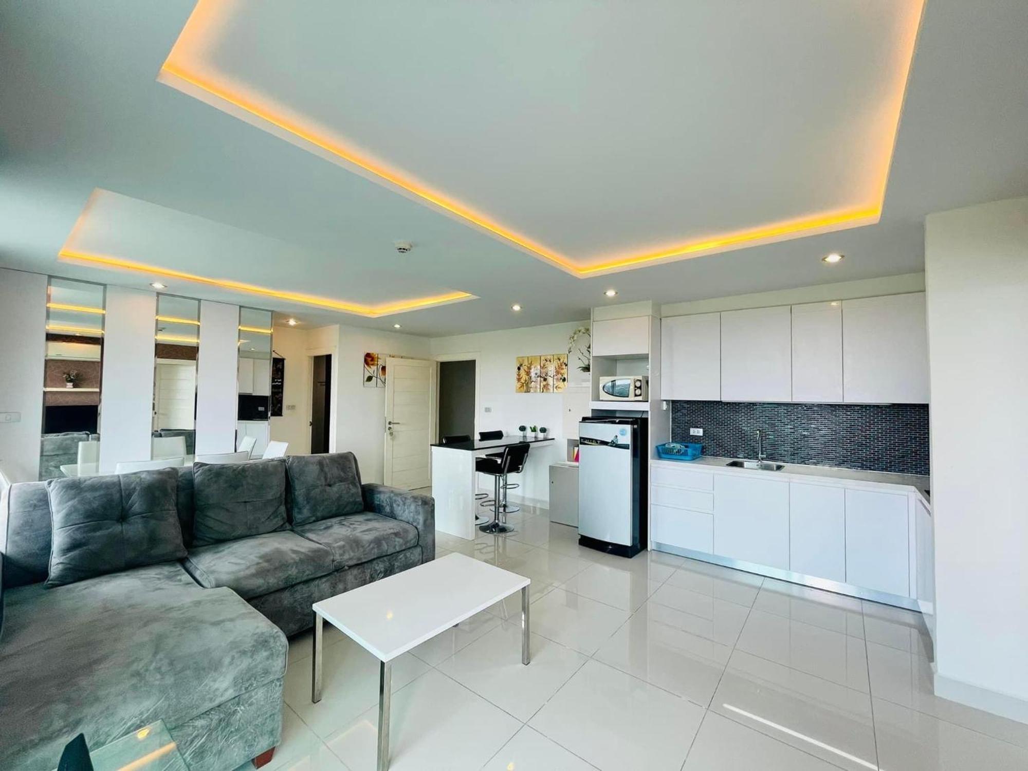 Amazon Residence By Pattaya Sunny Rentals Джомтьєн-Біч Номер фото