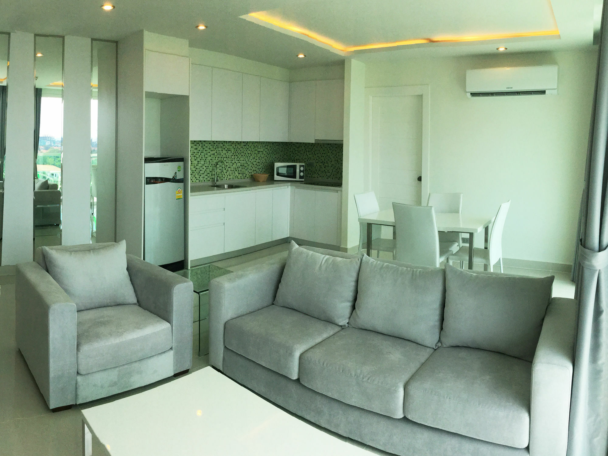Amazon Residence By Pattaya Sunny Rentals Джомтьєн-Біч Екстер'єр фото